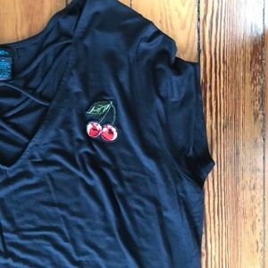 Loose cherry T-shirt